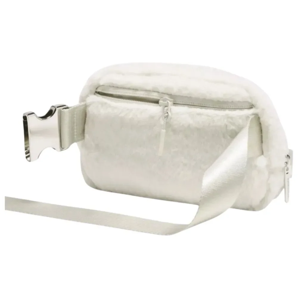 LULULEMON‎ Woman's Bag  Everywhere Belt Bag Plush Fleece